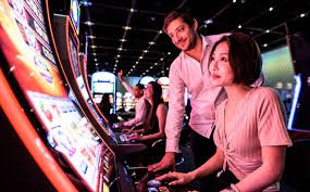 Meja blackjack langsung di kasino sydney pools